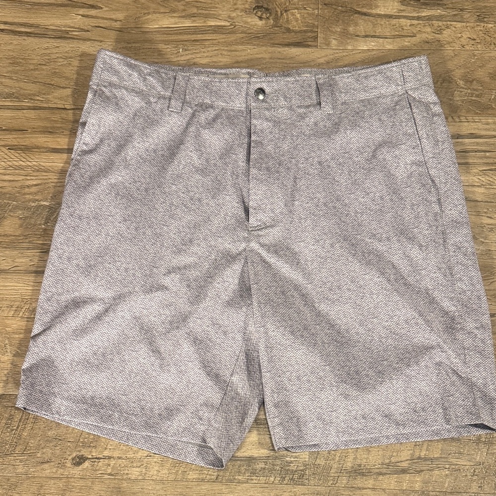 Callaway Men's Light Gray Golf Shorts - Size 36